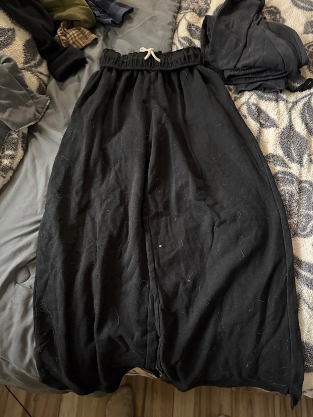 Women’s sweatpants